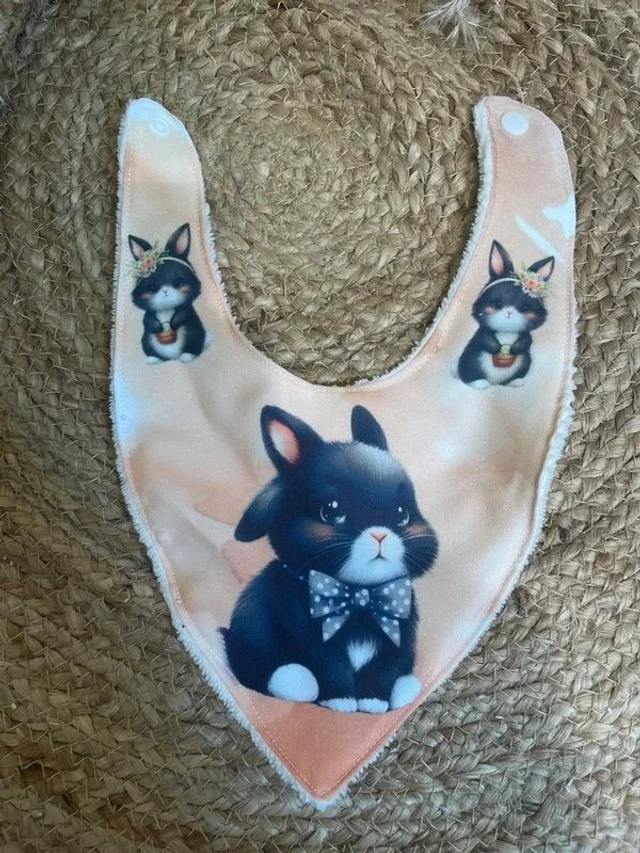 Bavoir bandana Lapin